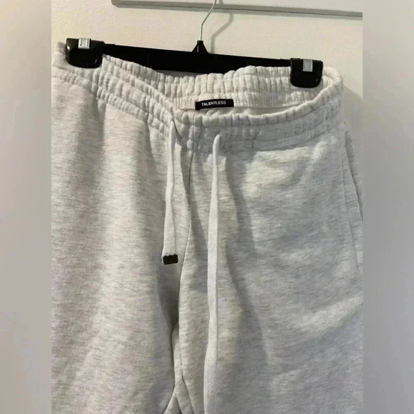 NWOT talentless gray sweatpants size S - Picture 2 of 5